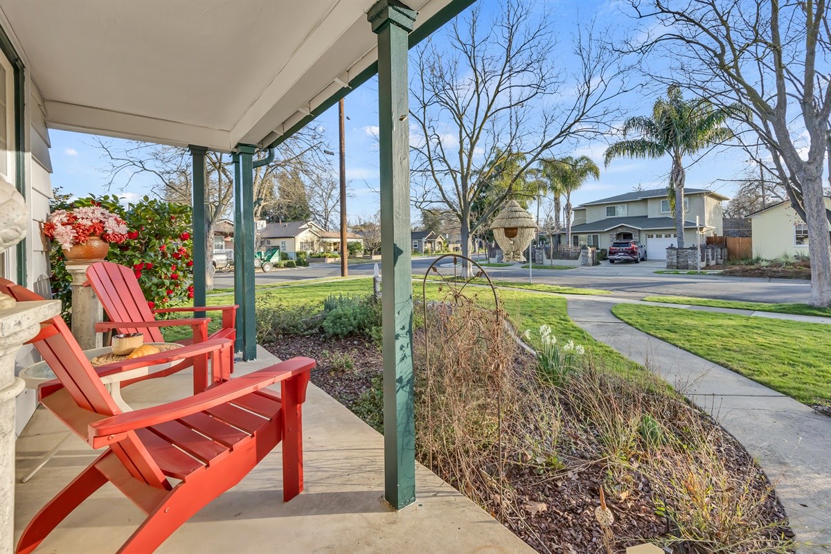 Corner Cottage