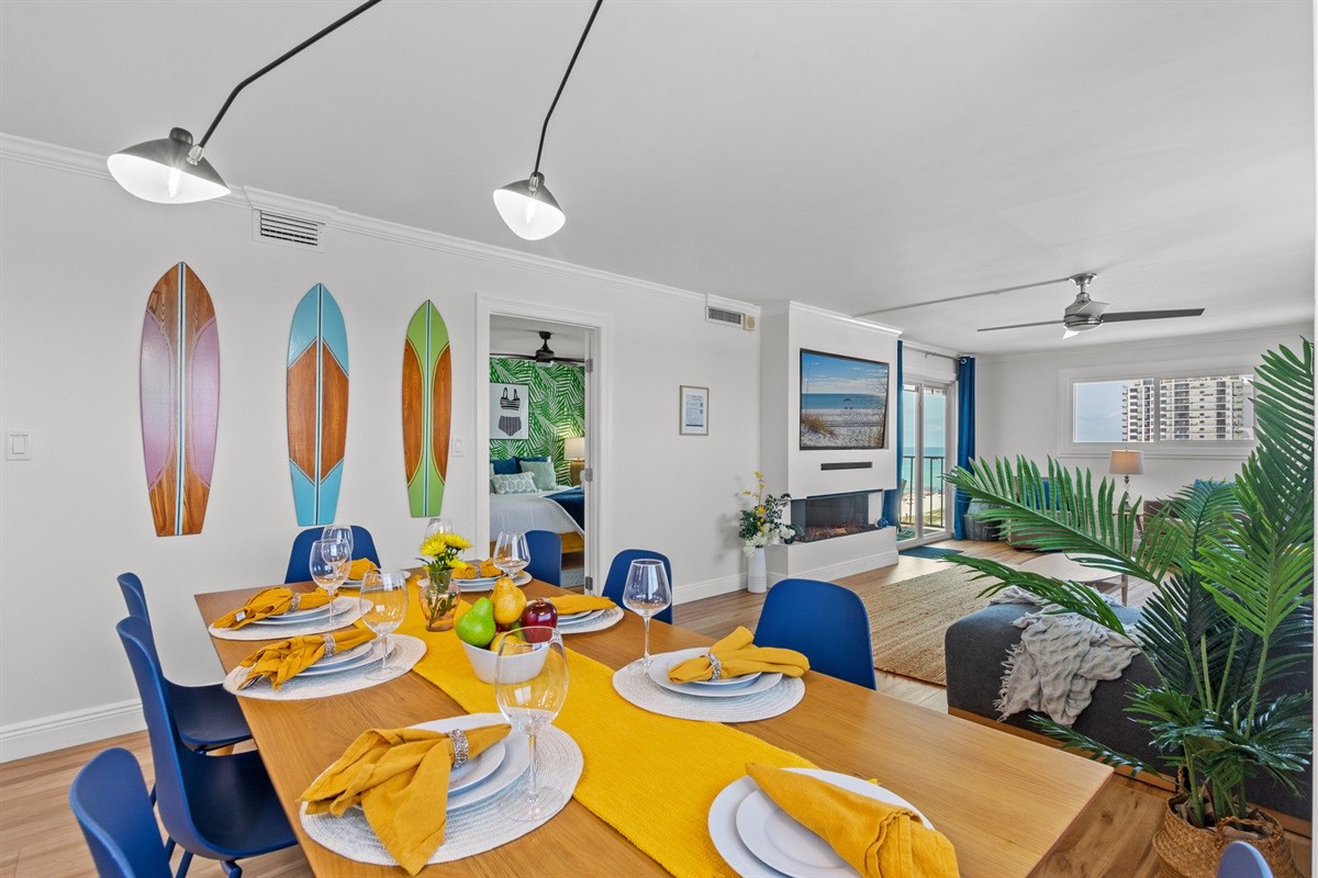 Whether you’re sharing stories over dinner or just watching the sunset spill golden light through the windows, this space was made to bring everyone together—without anyone missing the view.