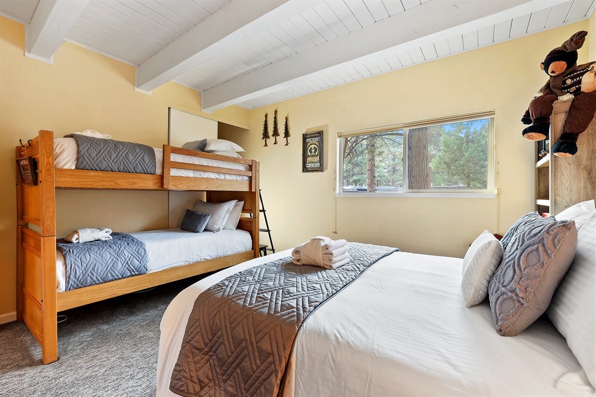 From bedtime giggles to morning sunshine, your bunk room makes every child feel like Tahoe was made just for them.